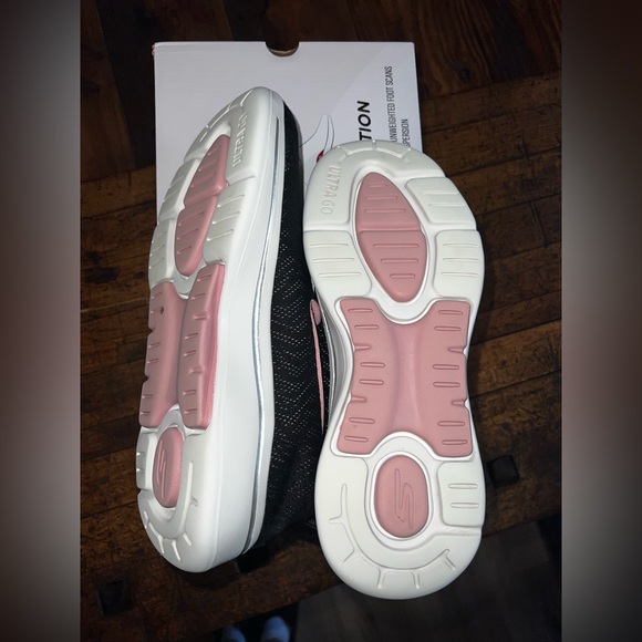 Skechers Women's Go Walk Black Shoes with Pink Accents - Picture 6 of 7